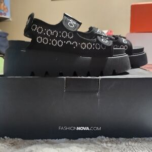 Fashion Nova Black Platform Sandals with Studded Design